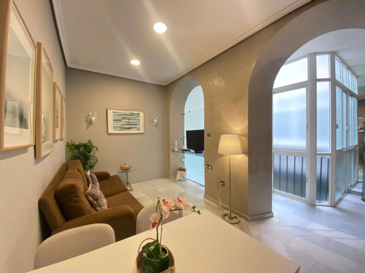 APARTAMENTO COLÓN 1451 - WIFI Gratis y Aire Acondicionado Cádis Exterior foto