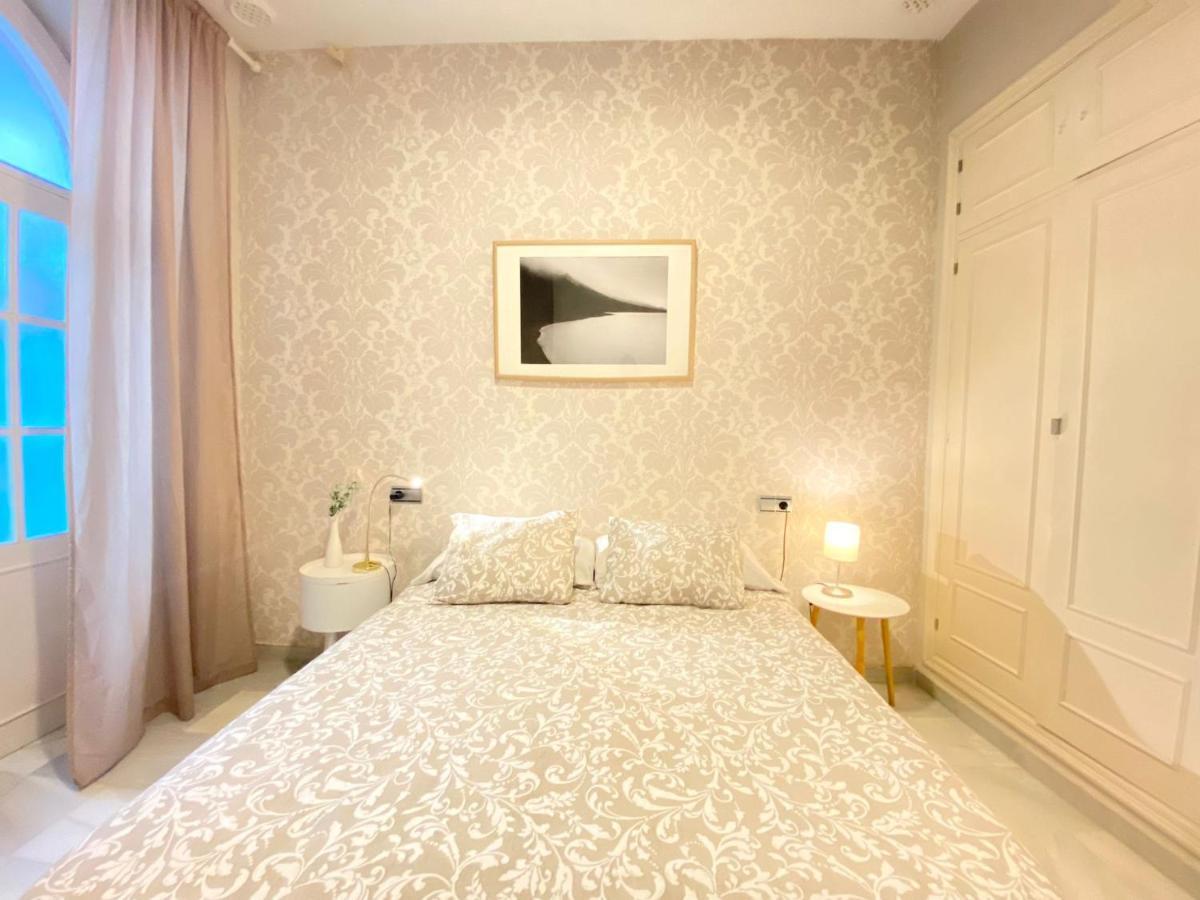 APARTAMENTO COLÓN 1451 - WIFI Gratis y Aire Acondicionado Cádis Exterior foto