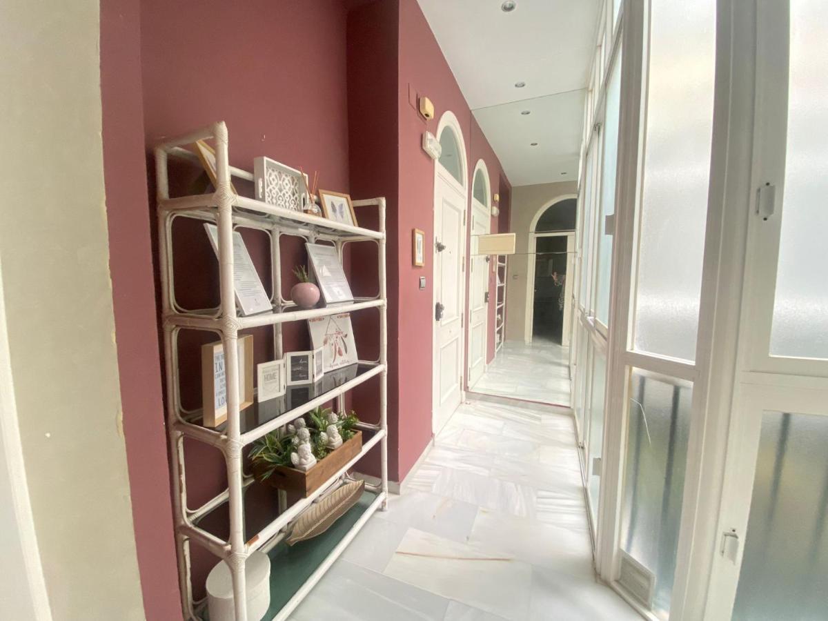 APARTAMENTO COLÓN 1451 - WIFI Gratis y Aire Acondicionado Cádis Exterior foto