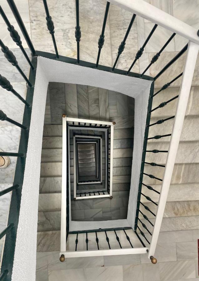 APARTAMENTO COLÓN 1451 - WIFI Gratis y Aire Acondicionado Cádis Exterior foto