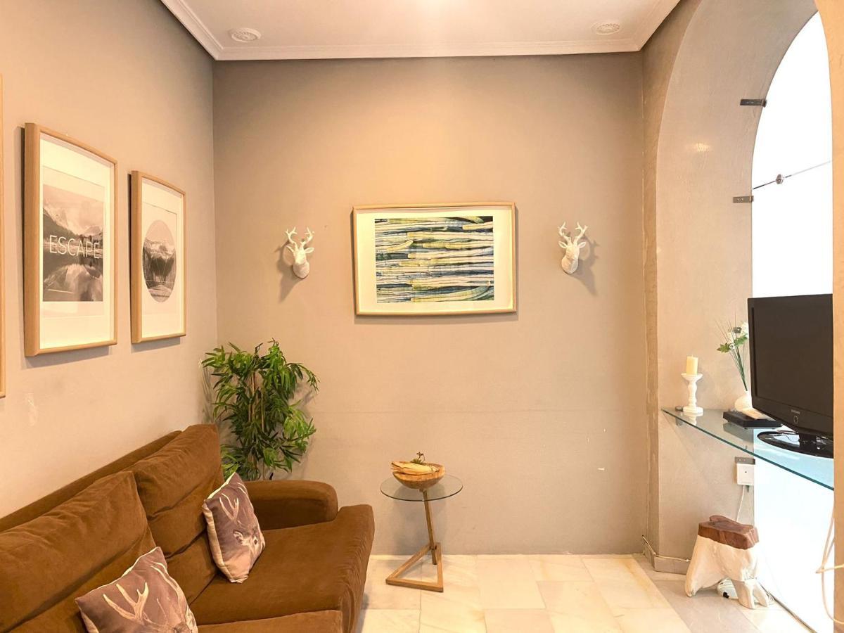 APARTAMENTO COLÓN 1451 - WIFI Gratis y Aire Acondicionado Cádis Exterior foto